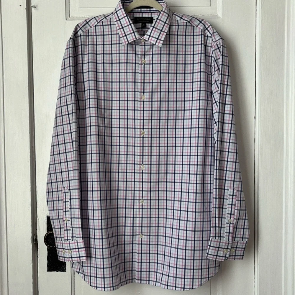 BANANA REPUBLIC WRINKLE RESISTANT PLAID LONG SLEEVE BUTTON DOWN